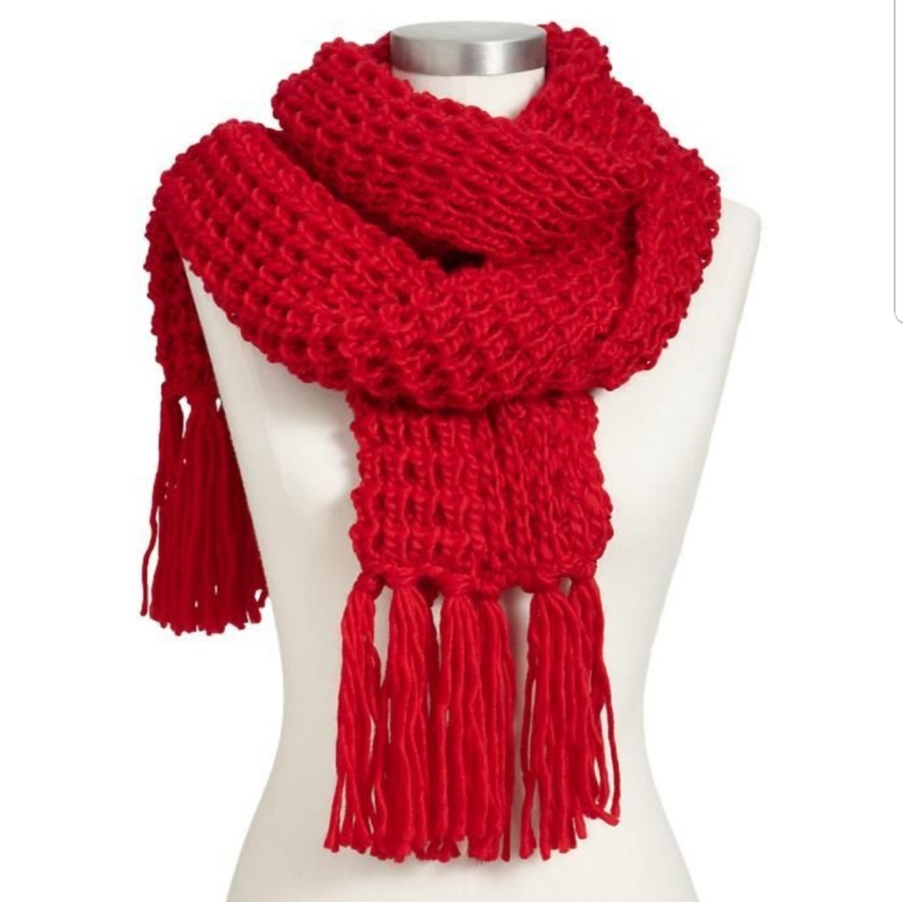 Hollister knit scarf